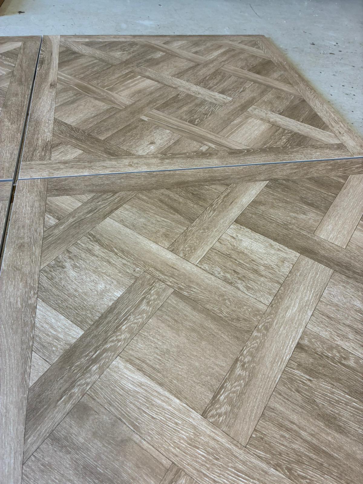 Atelier Square 60x60 lattia- ja seinälaatta