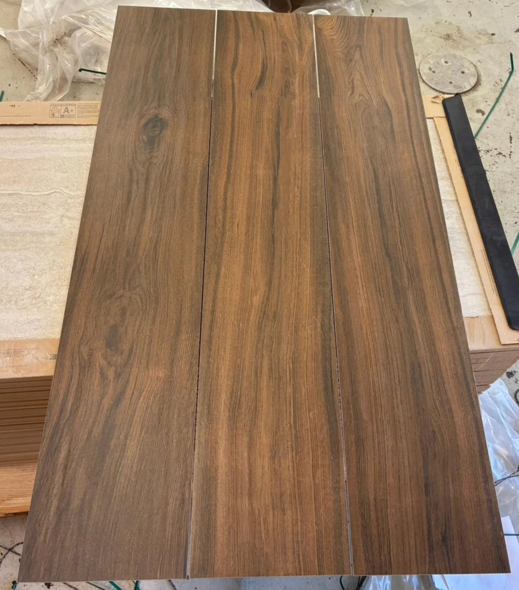 Selva 23,3x120 lattia- ja seinälaatta