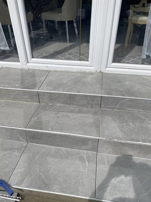 Aura Ash 60x60 lattia- ja seinälaatta