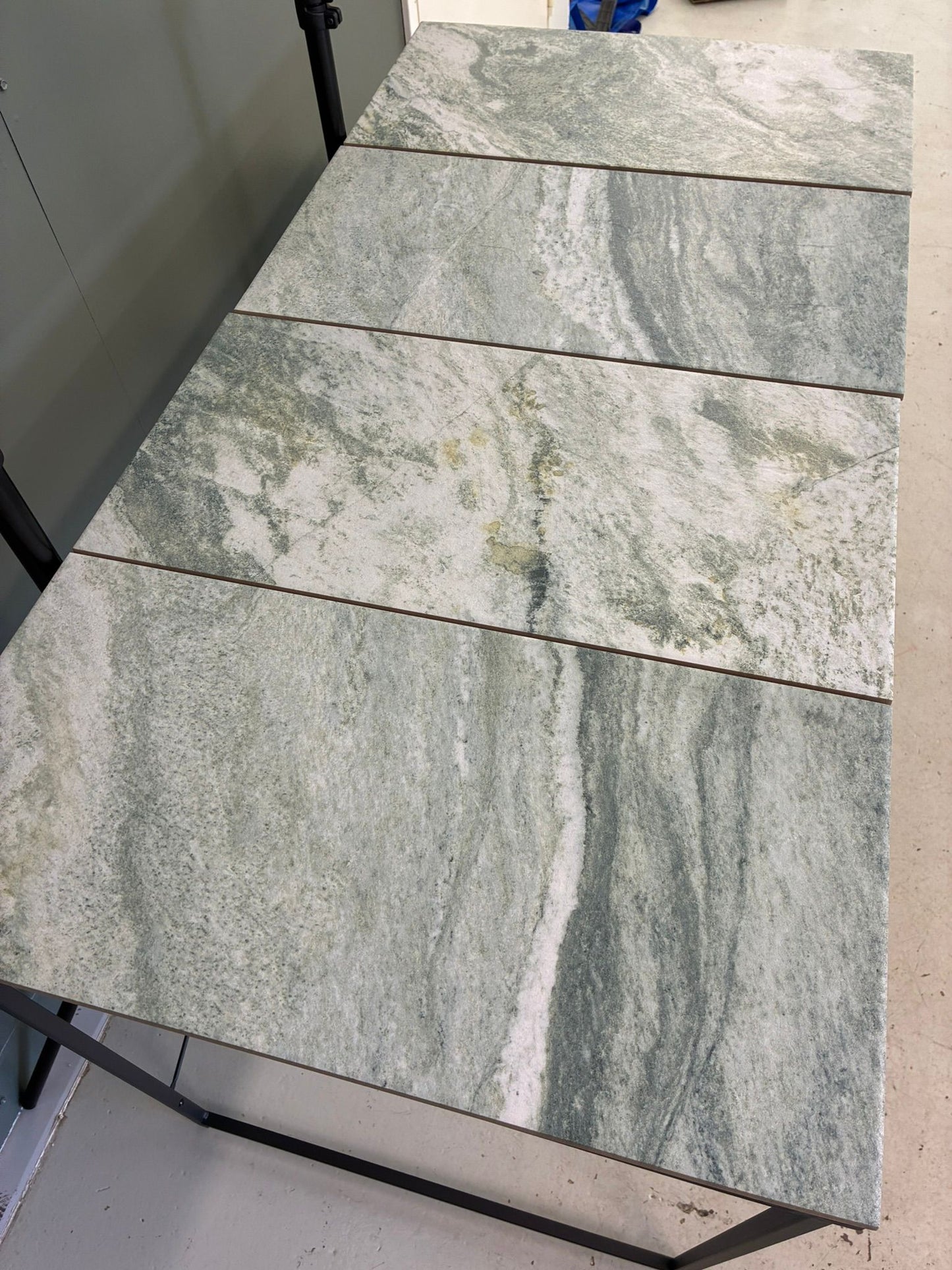 Icon 30x60 lattia- ja seinälaatta