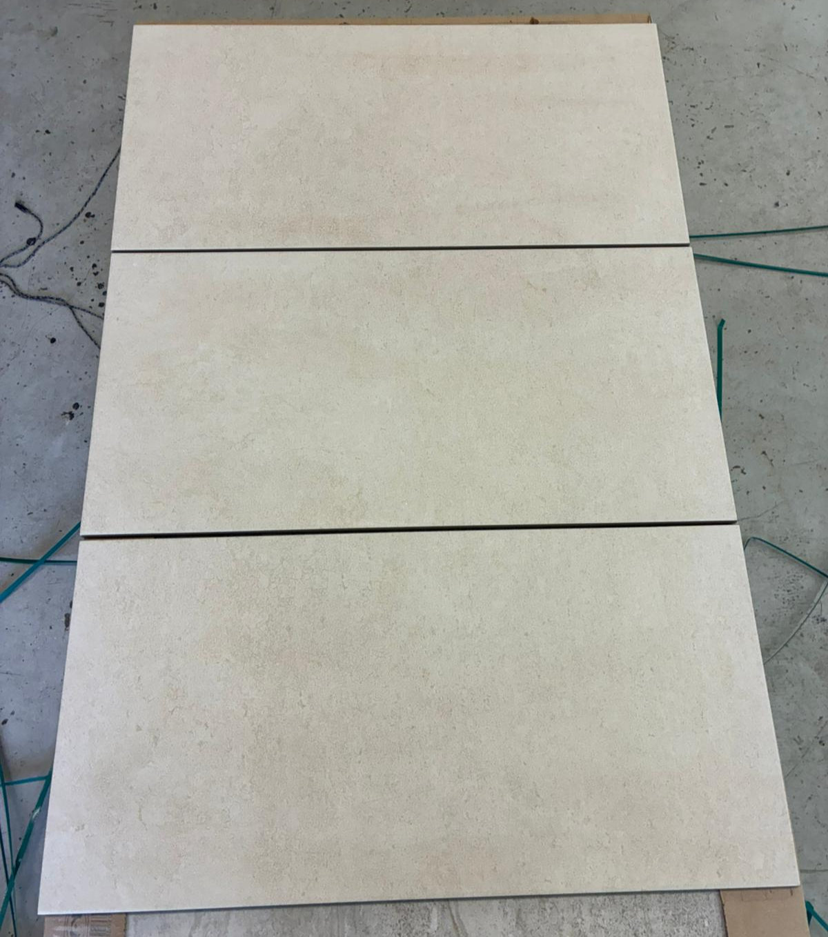 Tamy Sand Antislip 30x60 lattialaatta